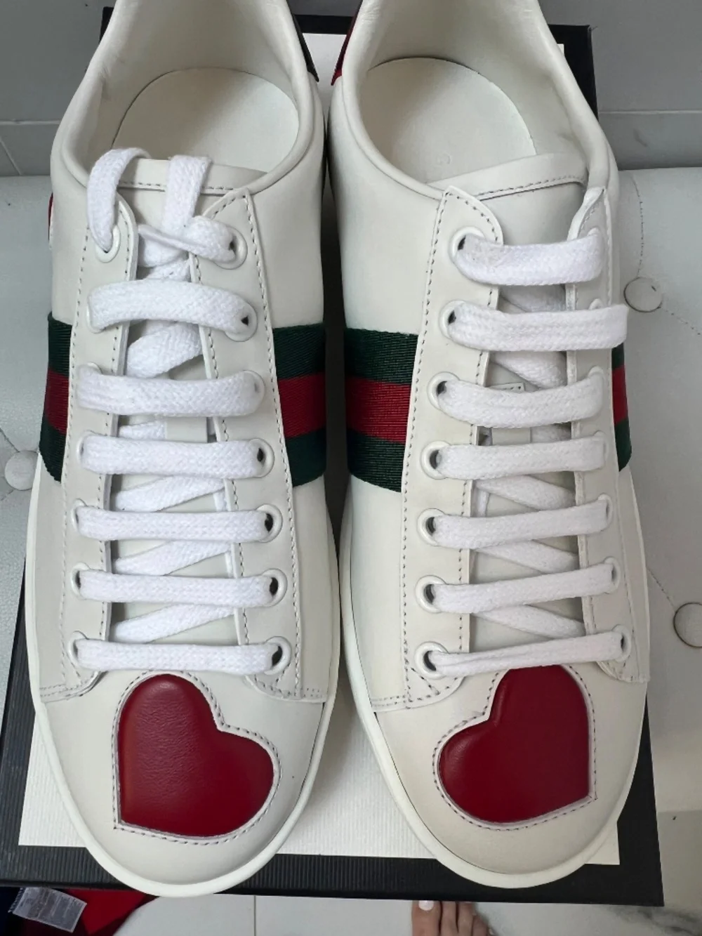 GUCCI Ace Heart Sneakers - BRAND NEW - Picture 4 of 7